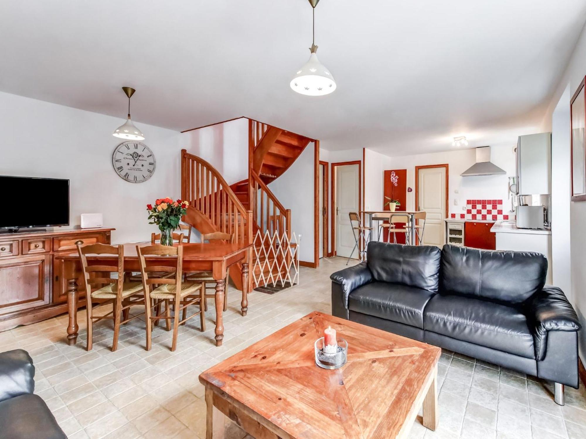 Holiday Home With Garden In Brainville Zewnętrze zdjęcie