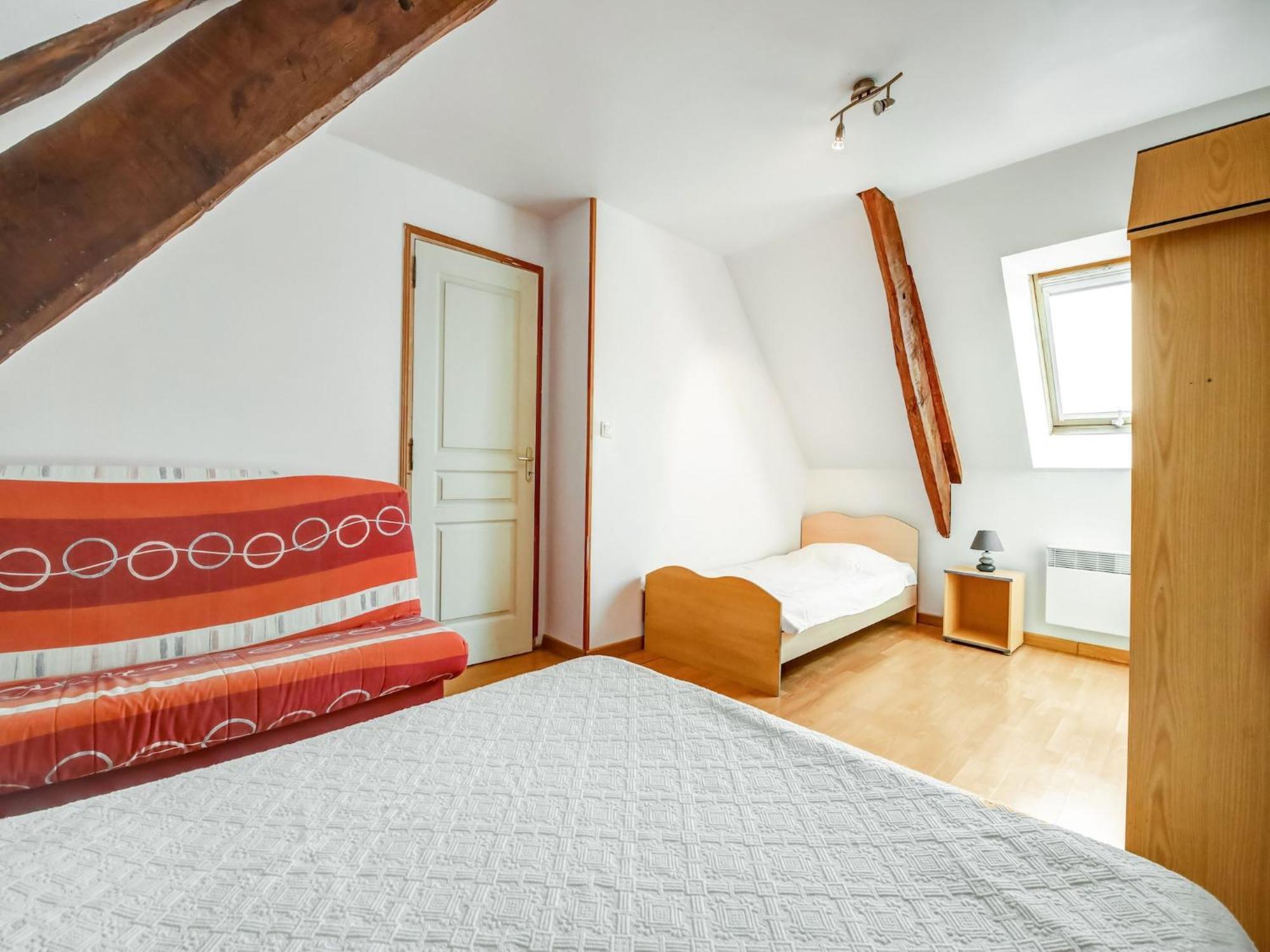 Holiday Home With Garden In Brainville Zewnętrze zdjęcie
