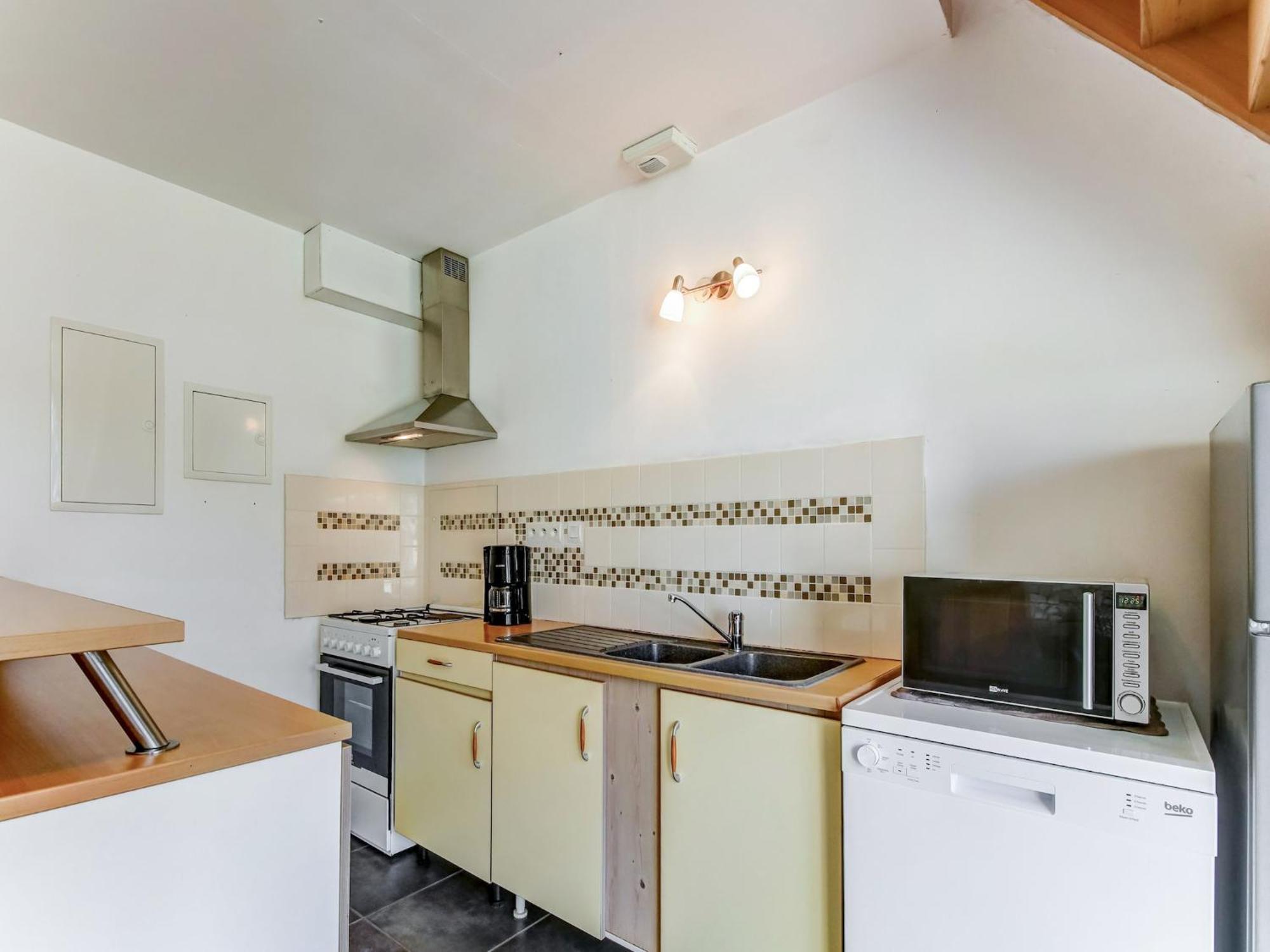 Holiday Home With Garden In Brainville Zewnętrze zdjęcie